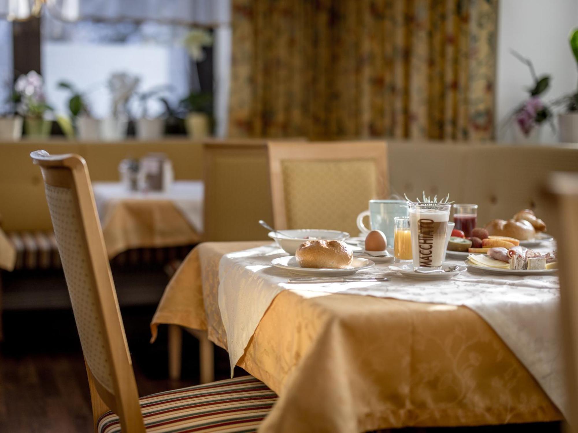Hotel Garni Europa Sankt Anton am Arlberg Kültér fotó